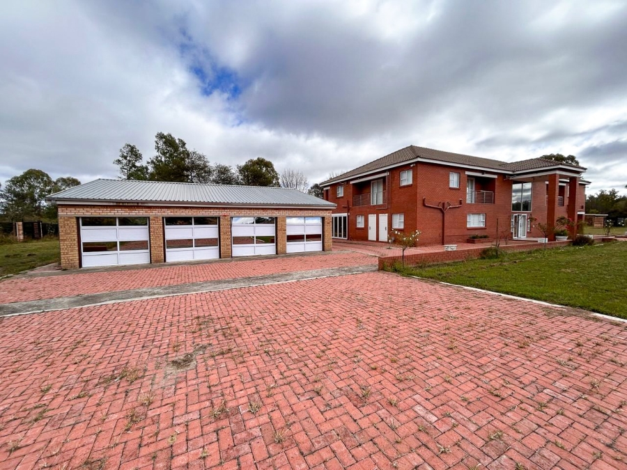 10 Bedroom Property for Sale in Parys Free State